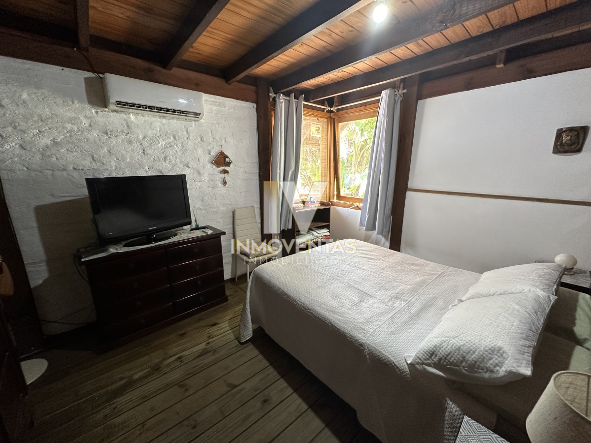 Casa ID.4069 - Casa en venta de 3 dormitorios-  Aidy Grill, Punta del Este