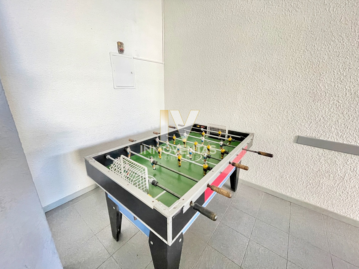 Apartamento ID.4292 - EN VENTA APARTAMENTO DE 2 DORMITORIOS Y GRAN TERRAZA- PUNTA DEL ESTE zona BRAVA