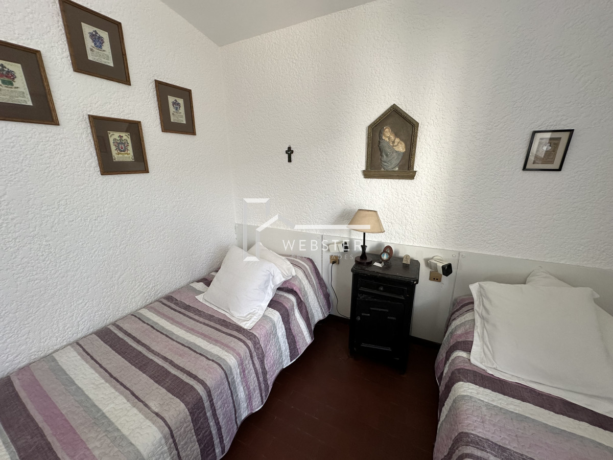 Apartamento ID.2052 - Apartamento en venta con vista de 3 dormitorios en Península de Punta Del Este 