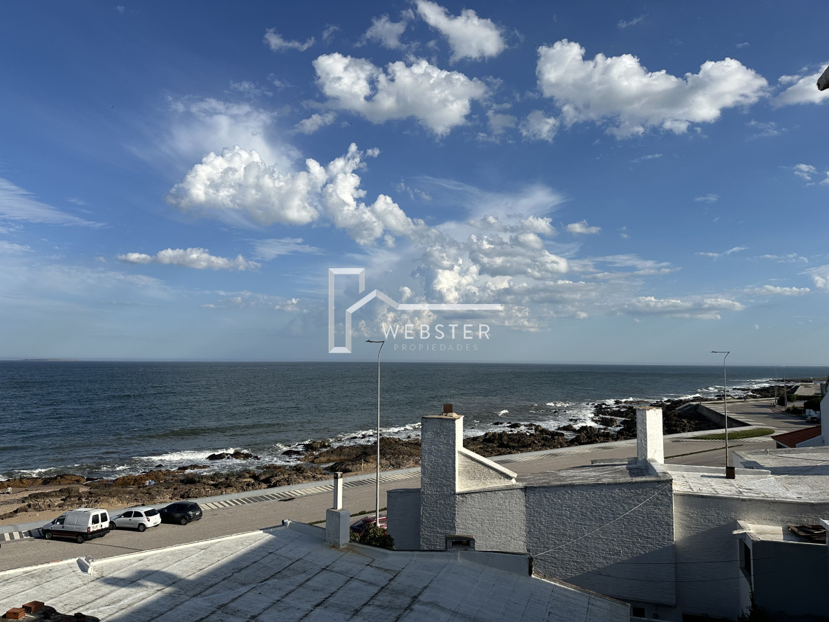 Apartamento ID.2052 - Apartamento en venta con vista de 3 dormitorios en Península de Punta Del Este 
