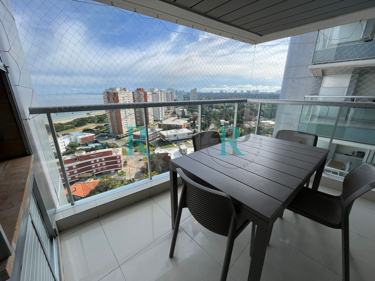 Apartamento ID.1025 - Apartamento en venta 2 dormitorios, zona Mansa en Punta del Este 