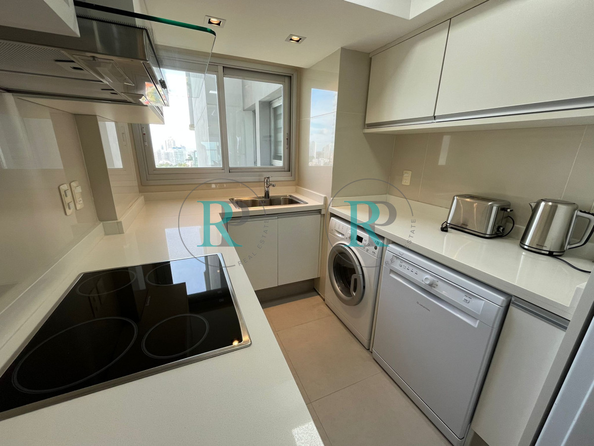 Apartamento ID.1025 - Apartamento en venta 2 dormitorios, zona Mansa en Punta del Este 