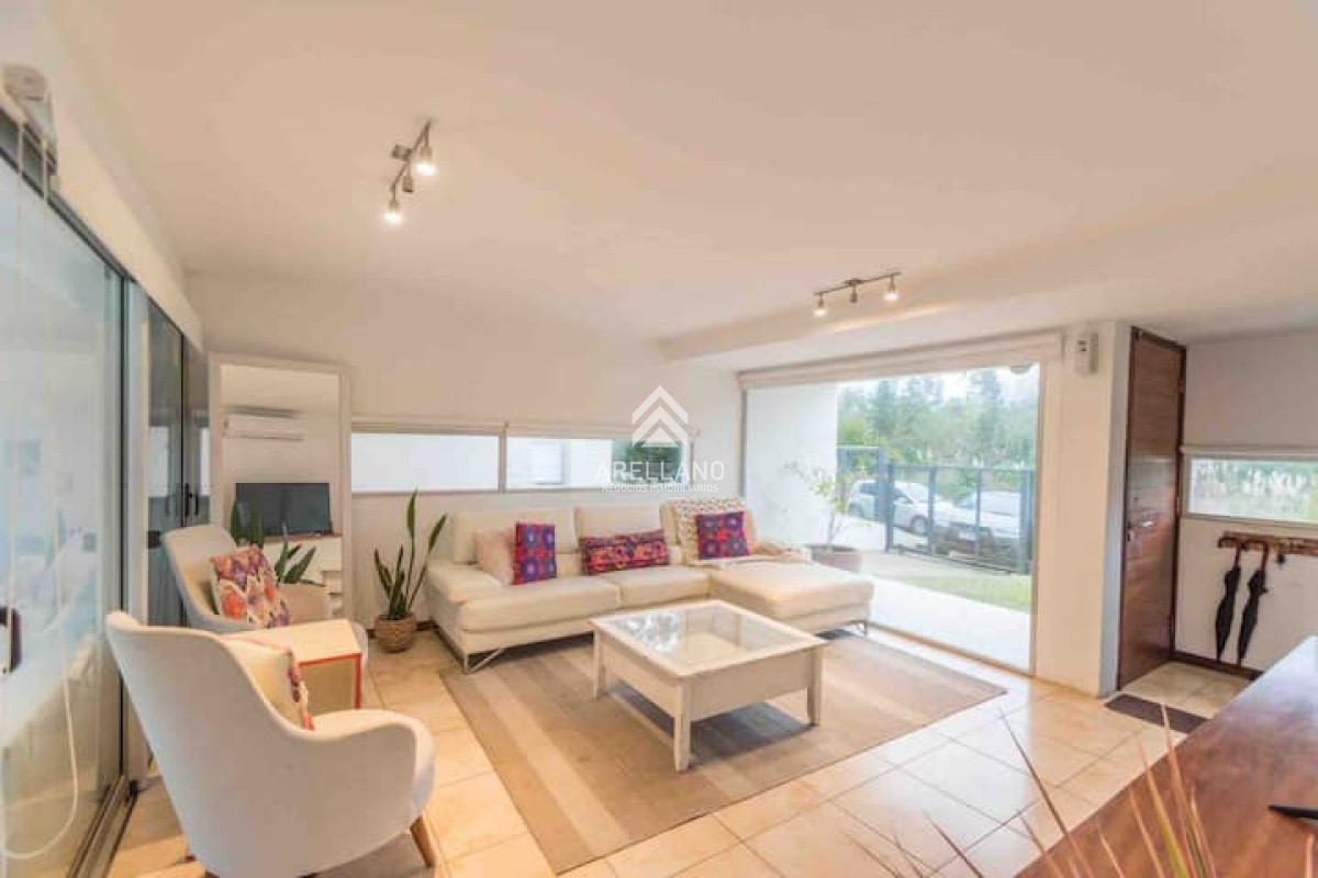 Casa ID.1855 - Venta casa en Rincón del Indio de 2 dormitorios