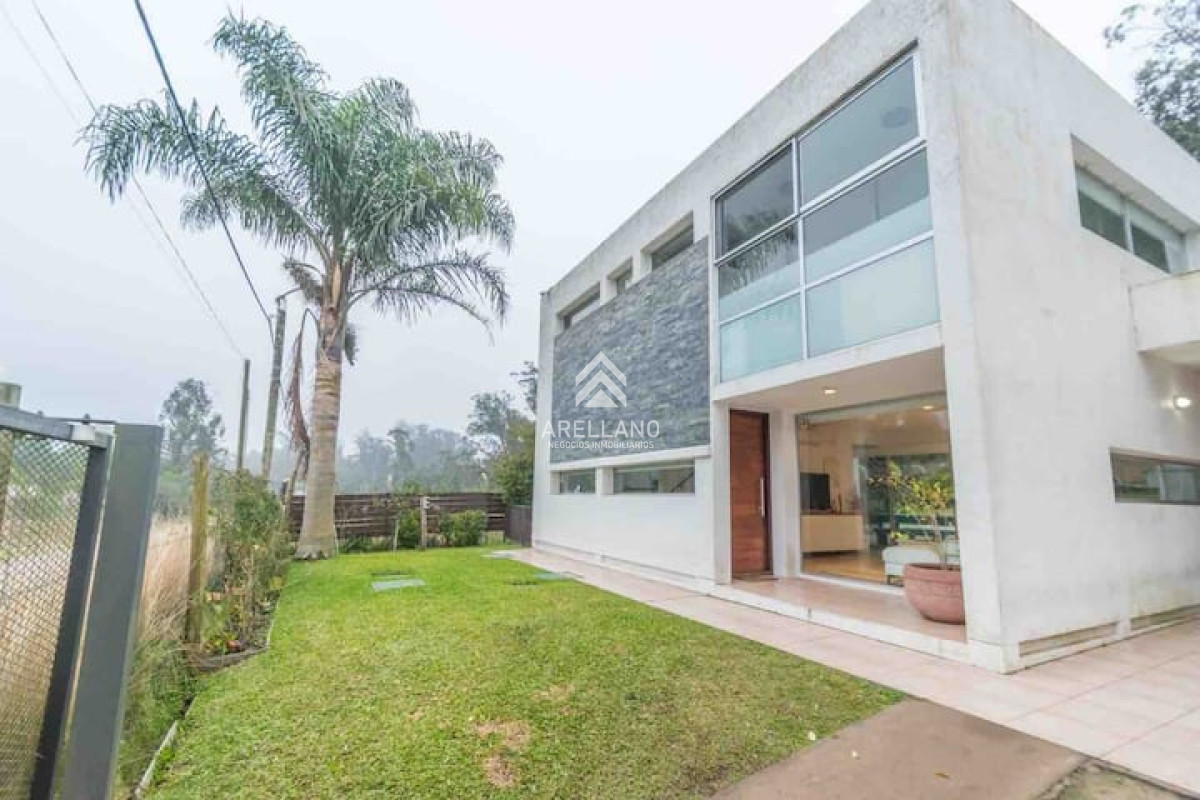 Casa ID.1855 - Venta casa en Rincón del Indio de 2 dormitorios