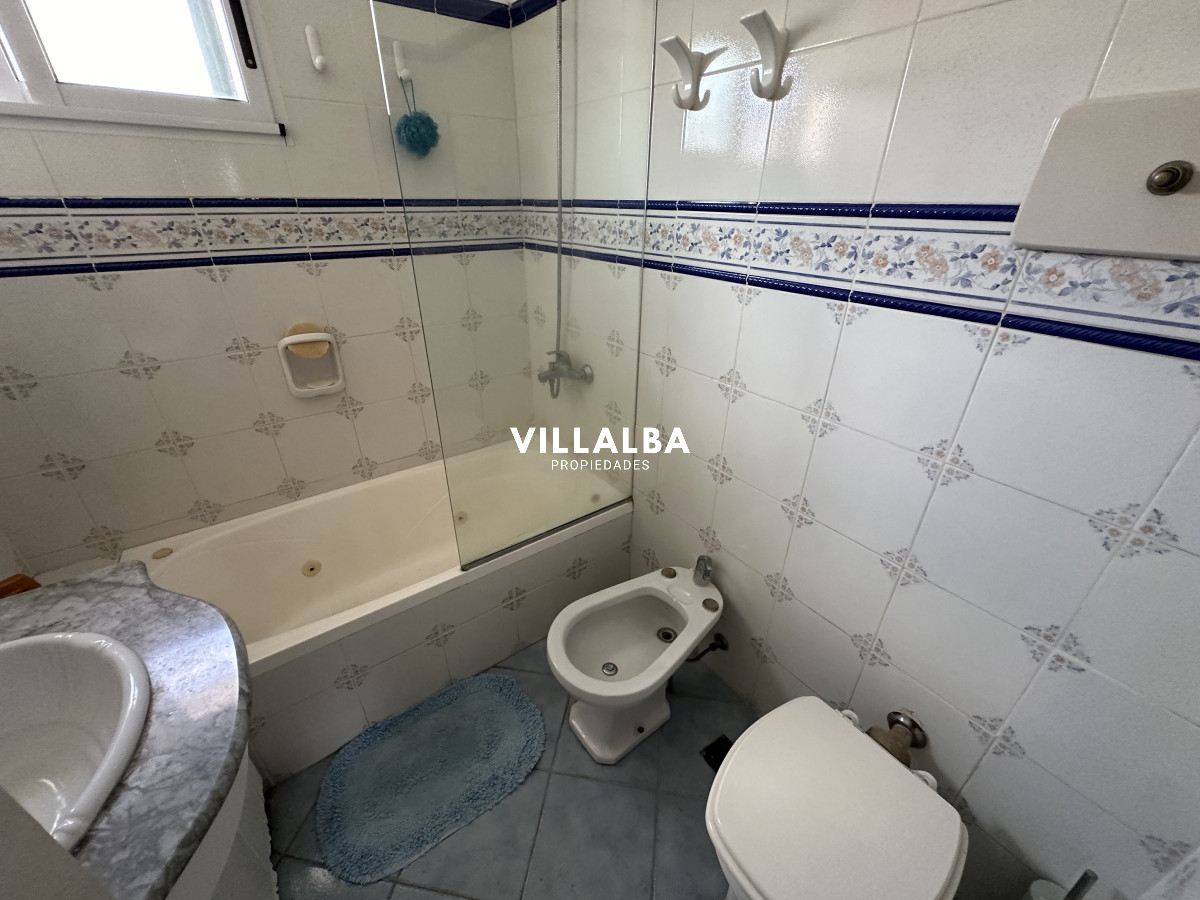 Apartamento ID.3492 - Apartamento en venta con vista de 3 dormitorios en Península de Punta Del Este