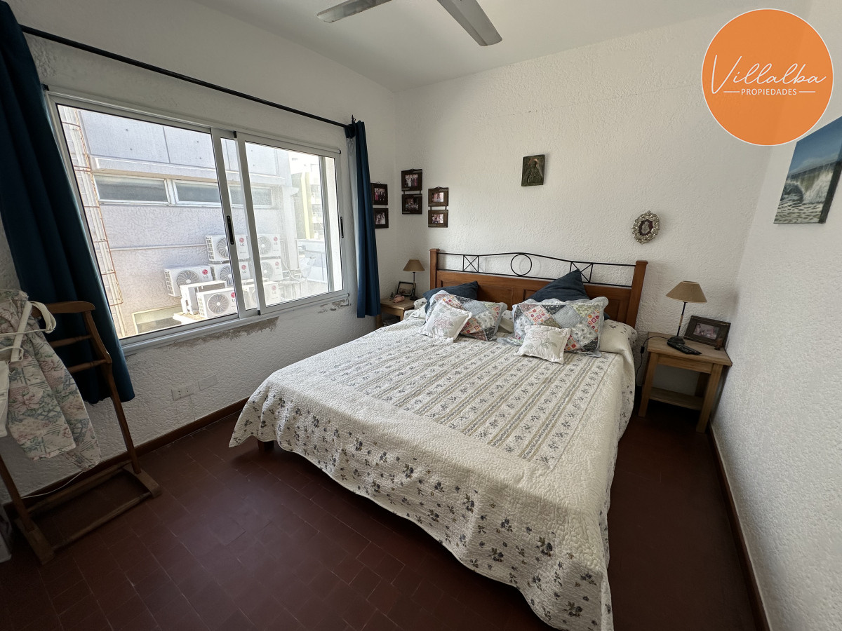 Apartamento ID.3492 - Apartamento en venta con vista de 3 dormitorios en Península de Punta Del Este 