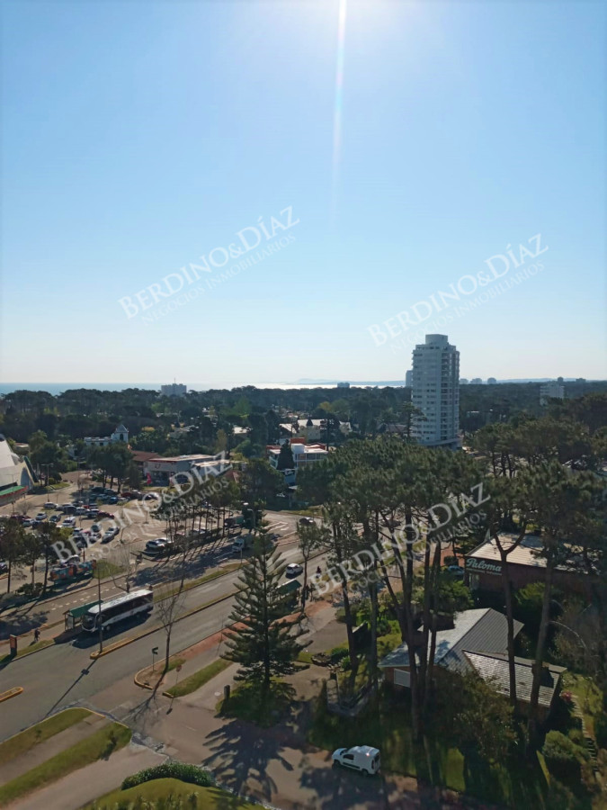 Apartamento ID.1841 - Apartamento en venta 2 dormitorios- Roosevelt, Punta del este 