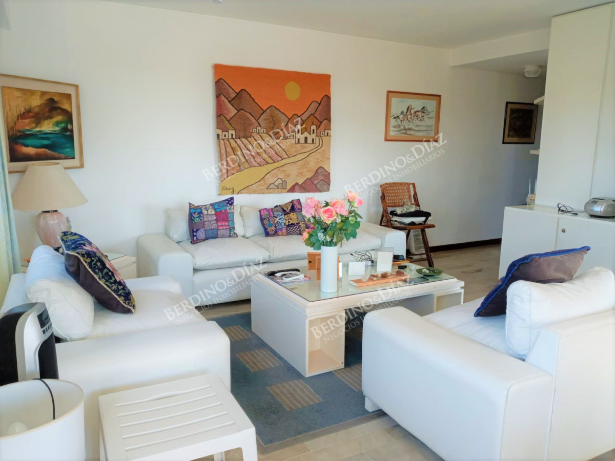 Apartamento ID.1841 - Apartamento en venta 2 dormitorios- Roosevelt, Punta del este 