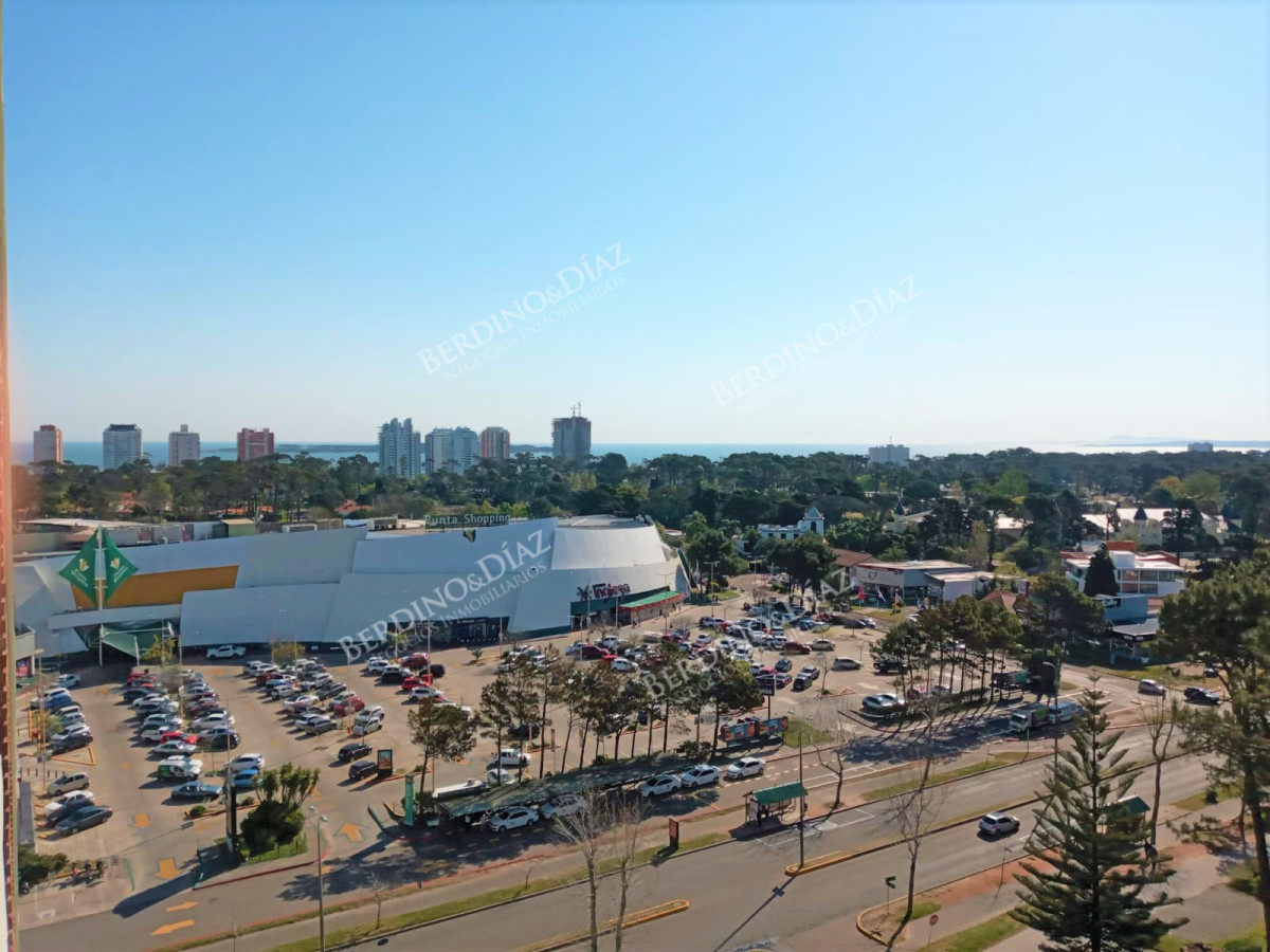 Apartamento ID.1841 - Apartamento en venta 2 dormitorios- Roosevelt, Punta del este 