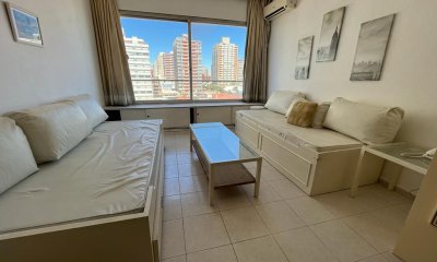 Apartamento en venta de un dormitorio y medio en Punta del Este