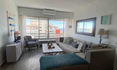 Apartamento 1 dormitorio y medio en Península Punta del Este en Venta