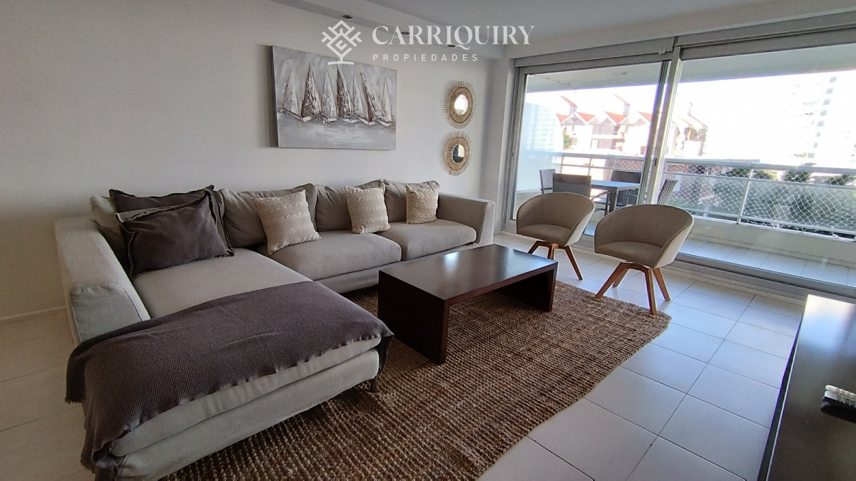 Apartamento ID.6765 - Apartamento en venta de 3 dormitorios en torre con servicios- zona Brava en Punta del Este