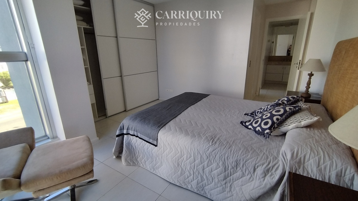 Apartamento ID.6765 - Apartamento en venta de 3 dormitorios en torre con servicios- zona Brava en Punta del Este