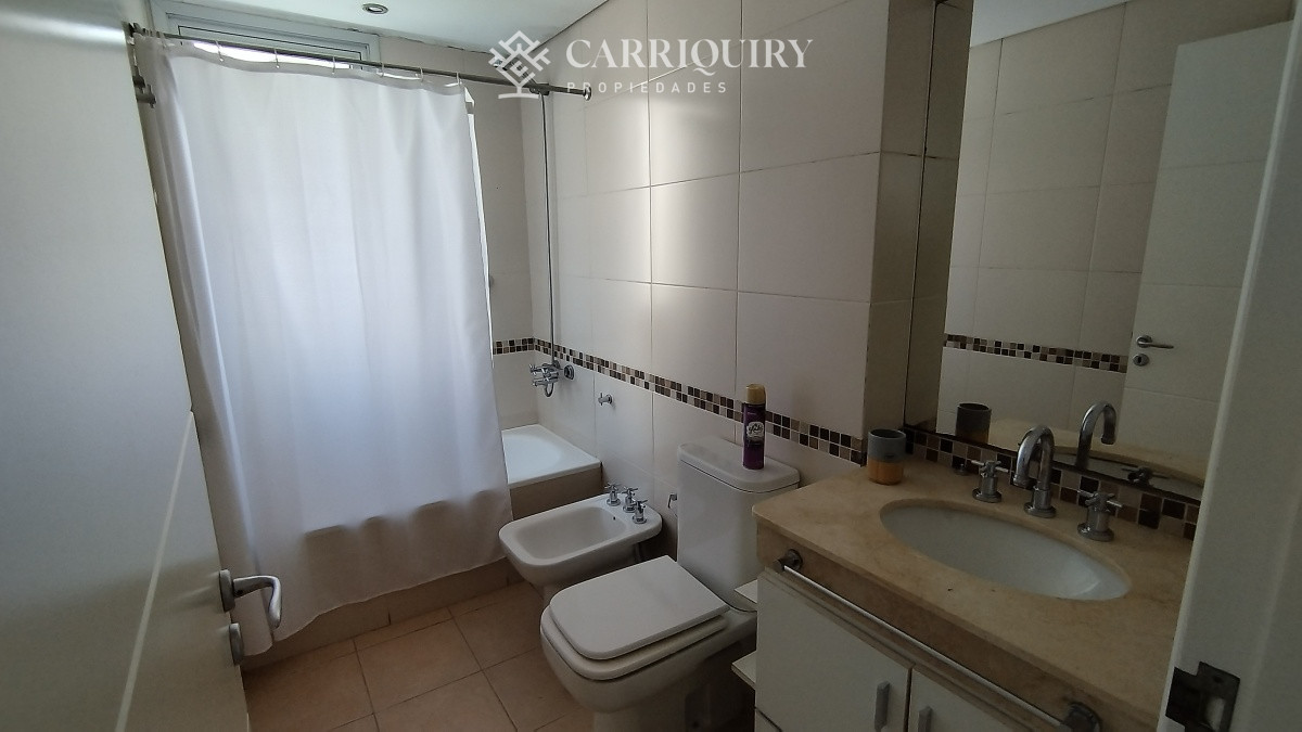 Apartamento ID.6765 - Apartamento en venta de 3 dormitorios en torre con servicios- zona Brava en Punta del Este