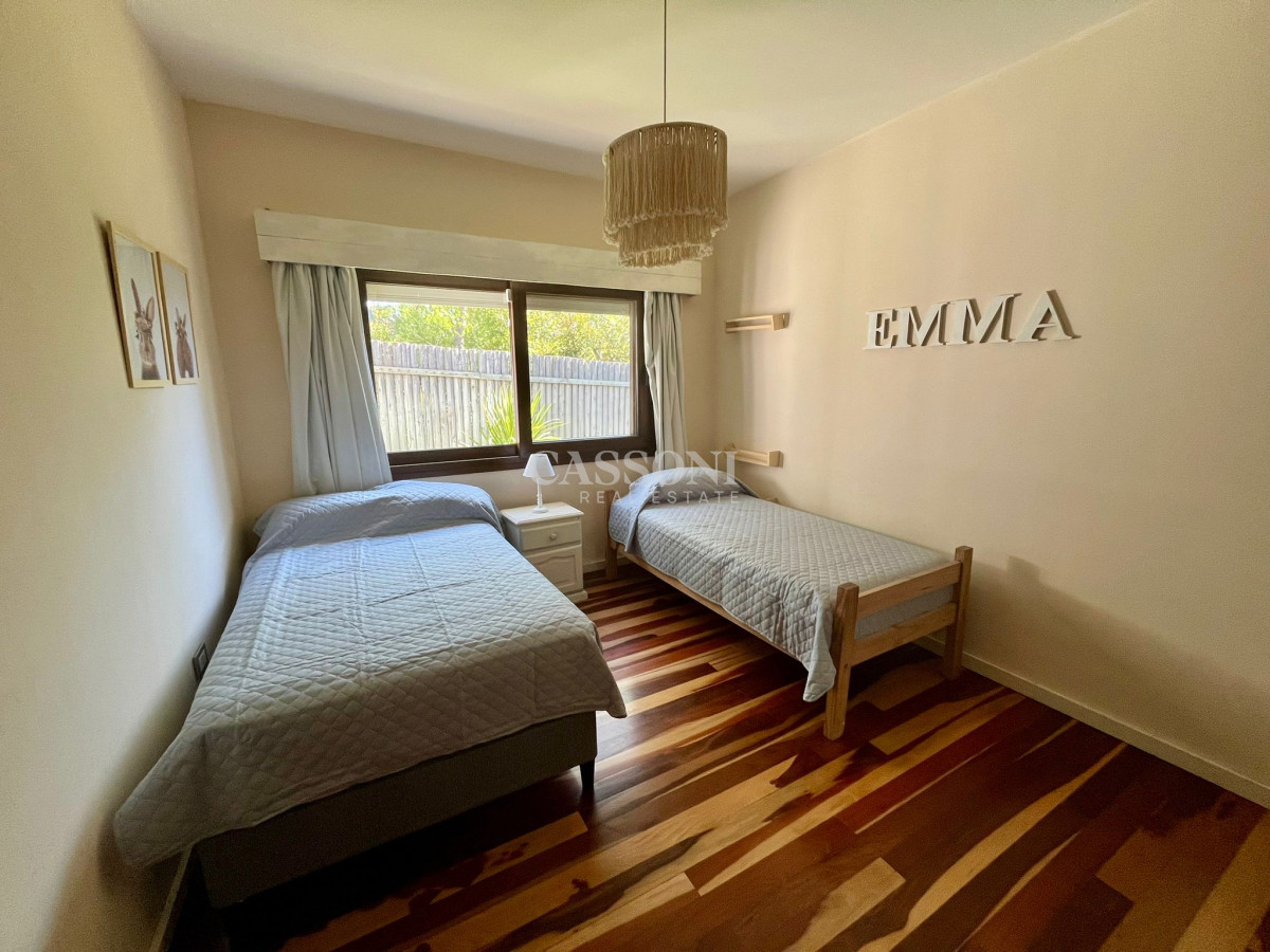 Casa ID.3261 - Increíble casa totalmente reciclada en venta, 5 Dormitorios en La Barra