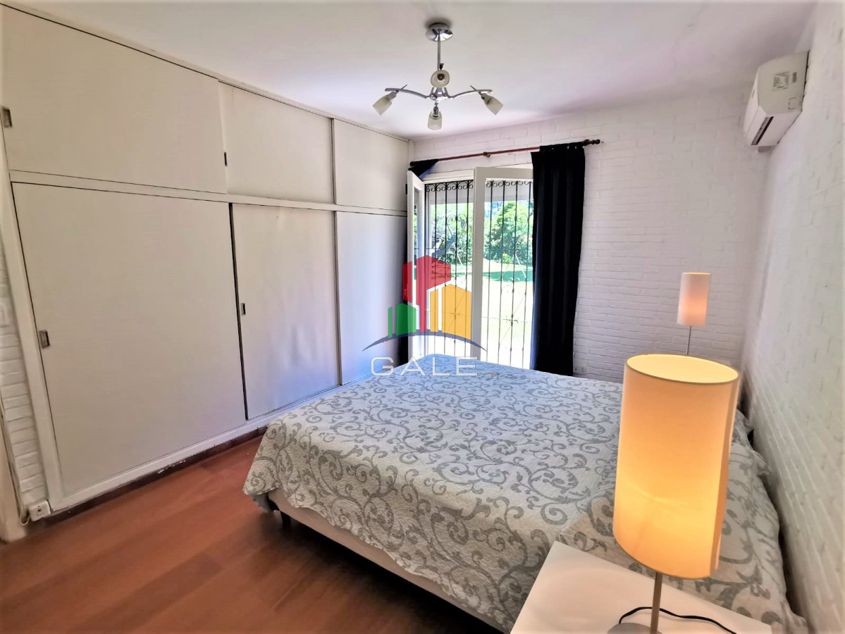 Casa ID.1405 - Casa en alquiler anual y venta, 4 dormitorios en PUNTA DEL ESTE, zona MANSA