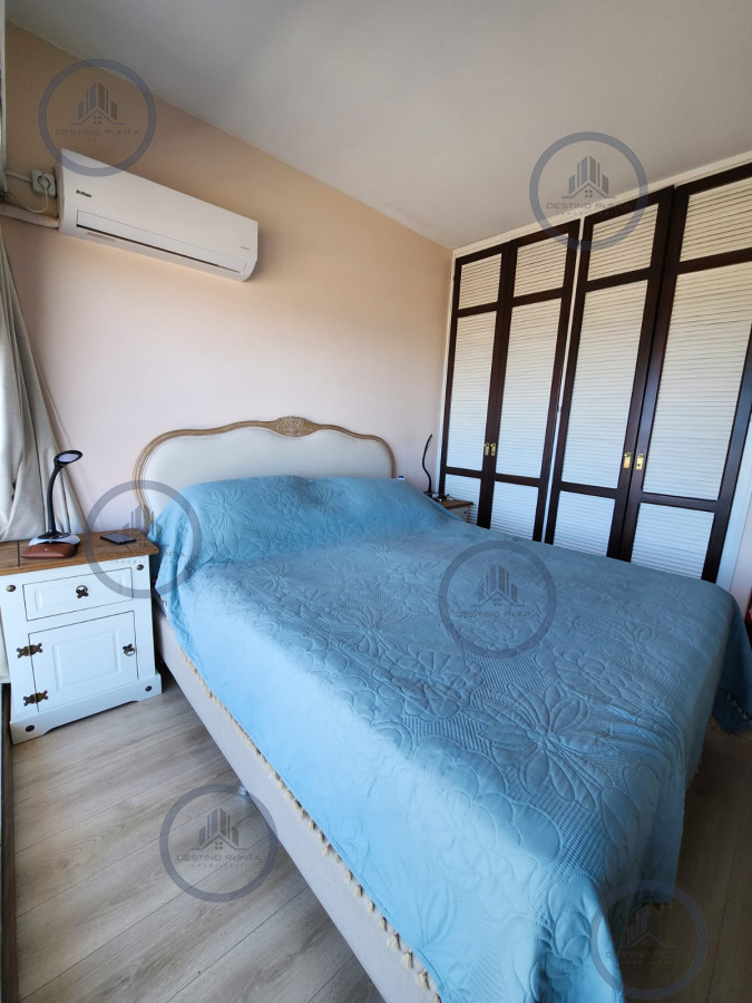 Apartamento ID.1269 - Venta de Apartamento de tres dormitorios en Primera línea de playa Brava, Punta del Este