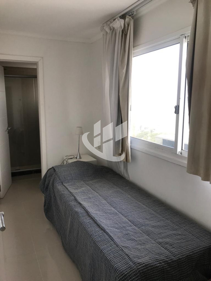 Apartamento ID.886 - Alquiler Temporario, 4 dormitorios, Punta del este, vista 180 grados, piso alto