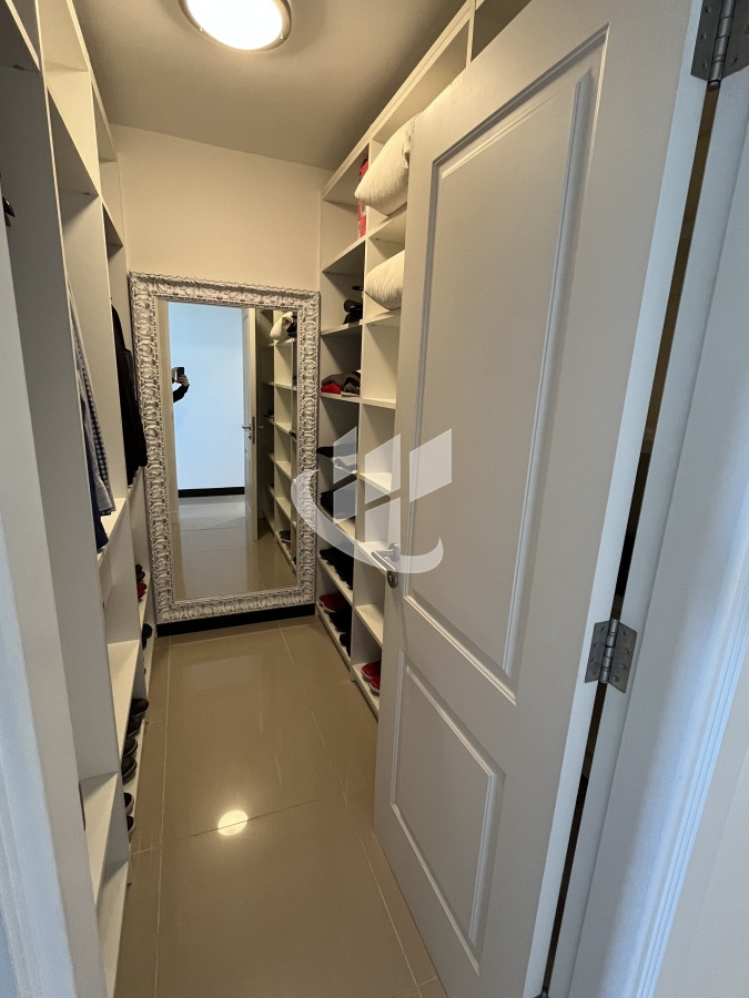 Apartamento ID.847 - Apartamento en VENTA, 3 dormitorios, 1era linea de mar, Brava, Punta del Este