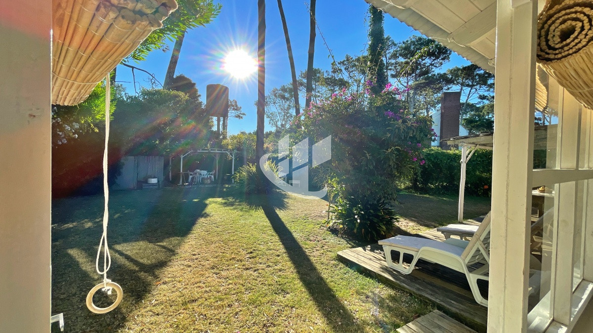 Casa ID.518 - Venta, casa, 2 dormitorios, San Rafael, Punta del Este.