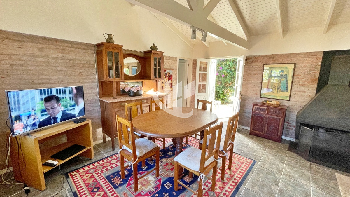 Casa ID.518 - Venta, casa, 2 dormitorios, San Rafael, Punta del Este.