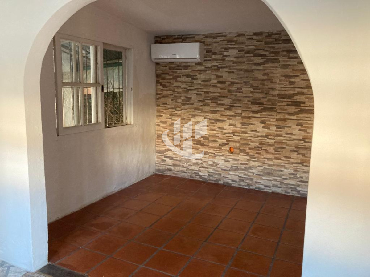 Casa ID.445 - Casa en venta, 4 dormitorios, Balneario Buenos Aries, Punta del Este.