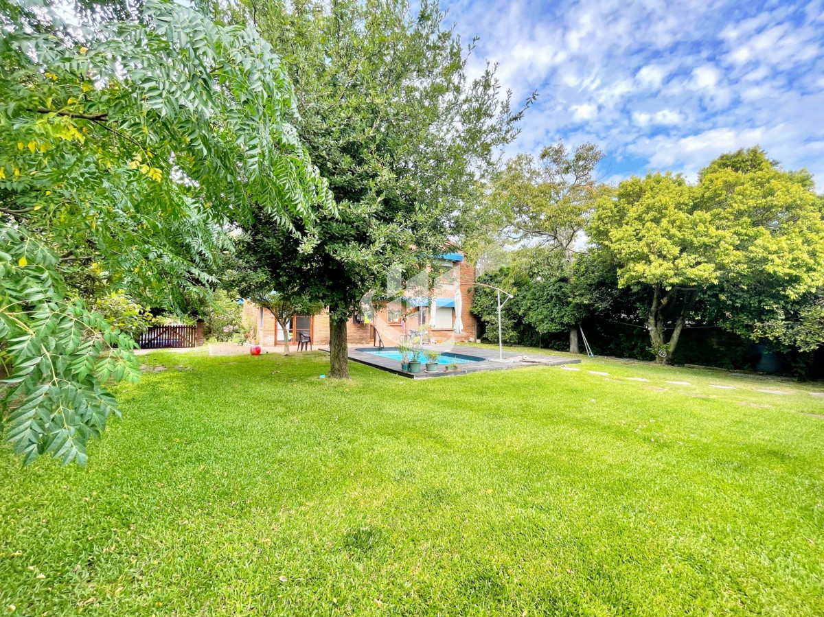 Casa ID.473 - Venta, casa, 5 dormitorios, Pinares, Punta del Este