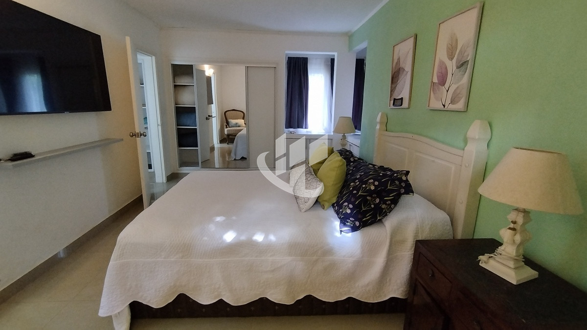 Casa ID.444 - Alquiler anual, casa, 3 dormitorios , Jardines de Cordoba, Punta del Este 