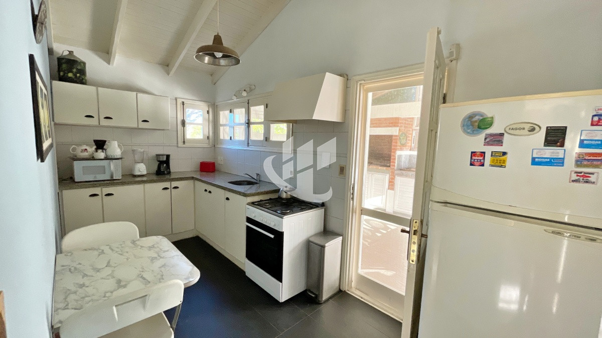 Casa ID.518 - Venta, casa, 2 dormitorios, San Rafael, Punta del Este.