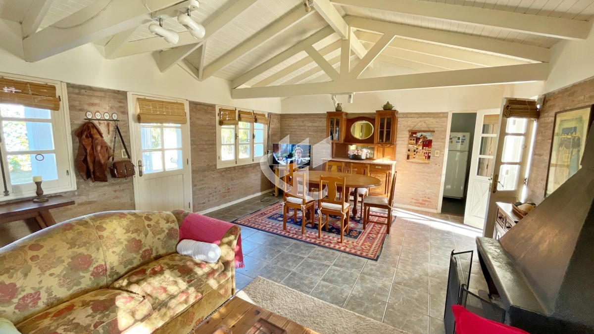 Casa ID.518 - Venta, casa, 2 dormitorios, San Rafael, Punta del Este.