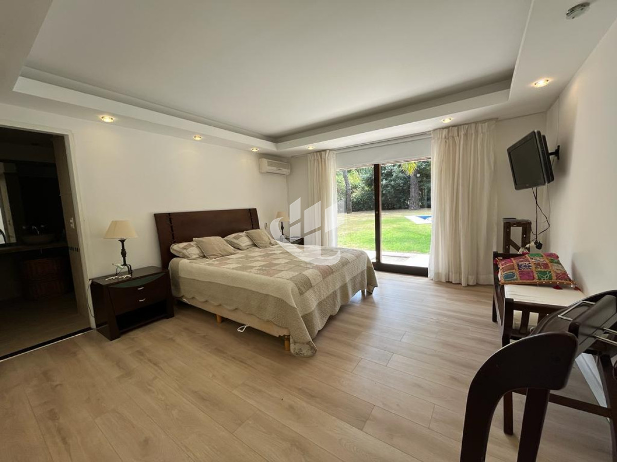 Casa ID.281 - Venta, casa, 4 dormitorios y dep, San Rafael, Punta del Este