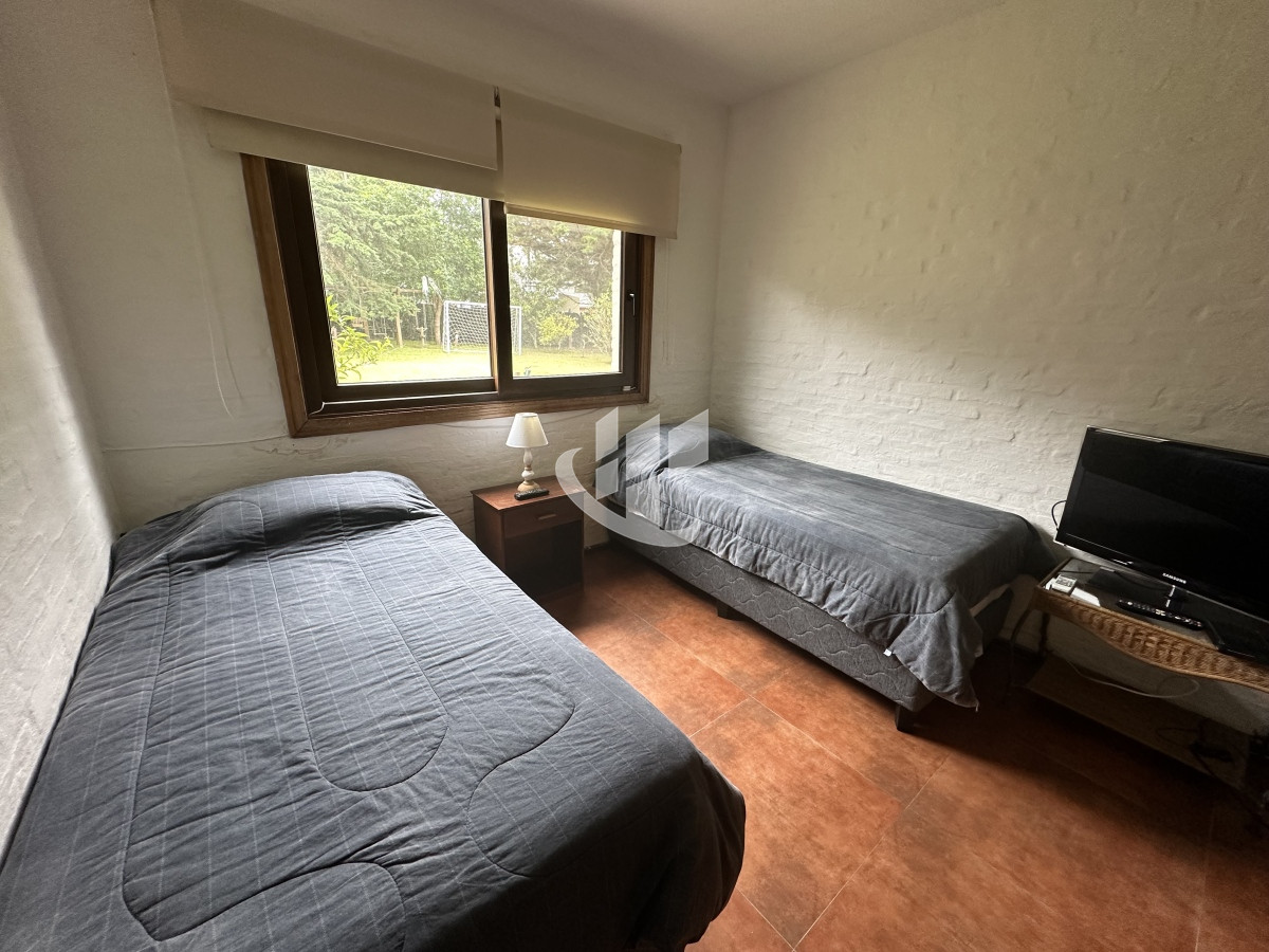 Casa ID.899 - Alquiler de casa de 5 dorm en temporada, con gran piscina y barbacoa 