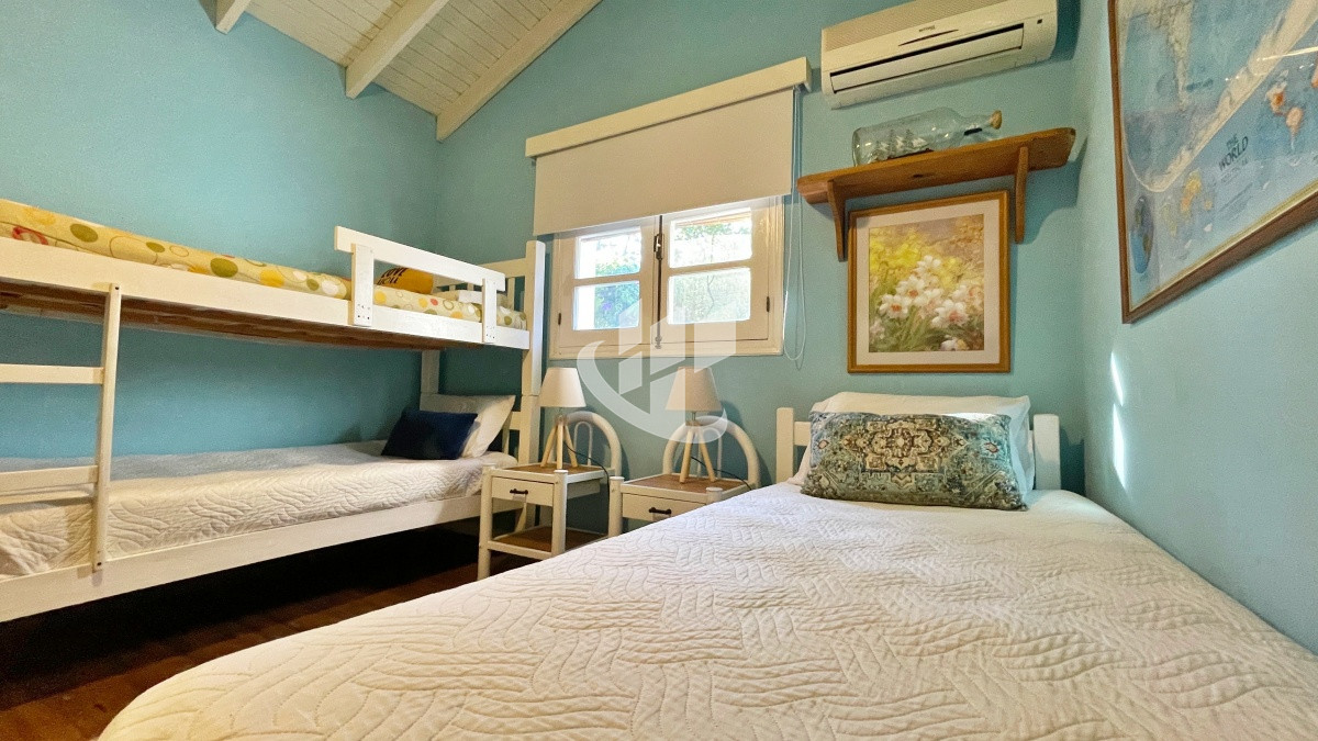 Casa ID.518 - Venta, casa, 2 dormitorios, San Rafael, Punta del Este.