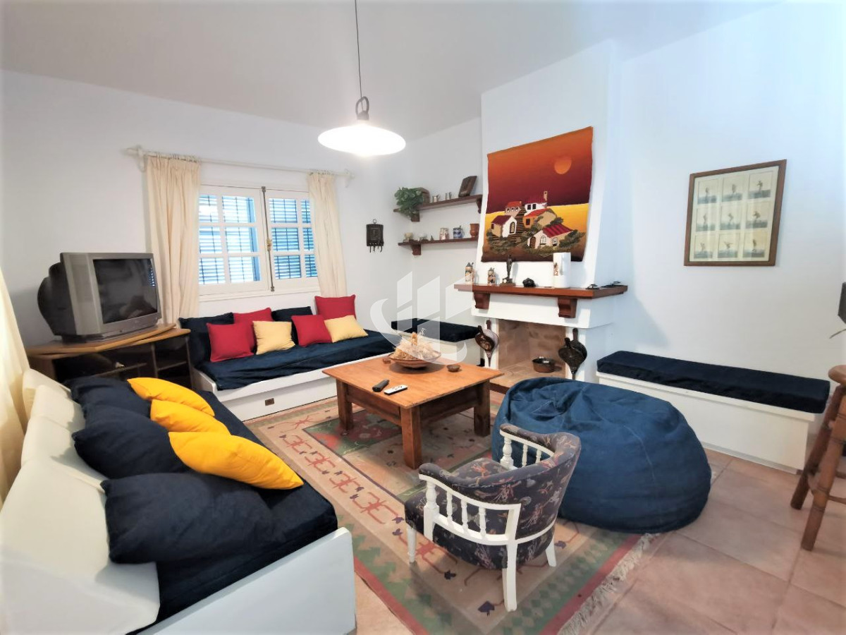 Casa ID.566 - Venta, casa, 3 dormitorios, Brava, Punta del Este