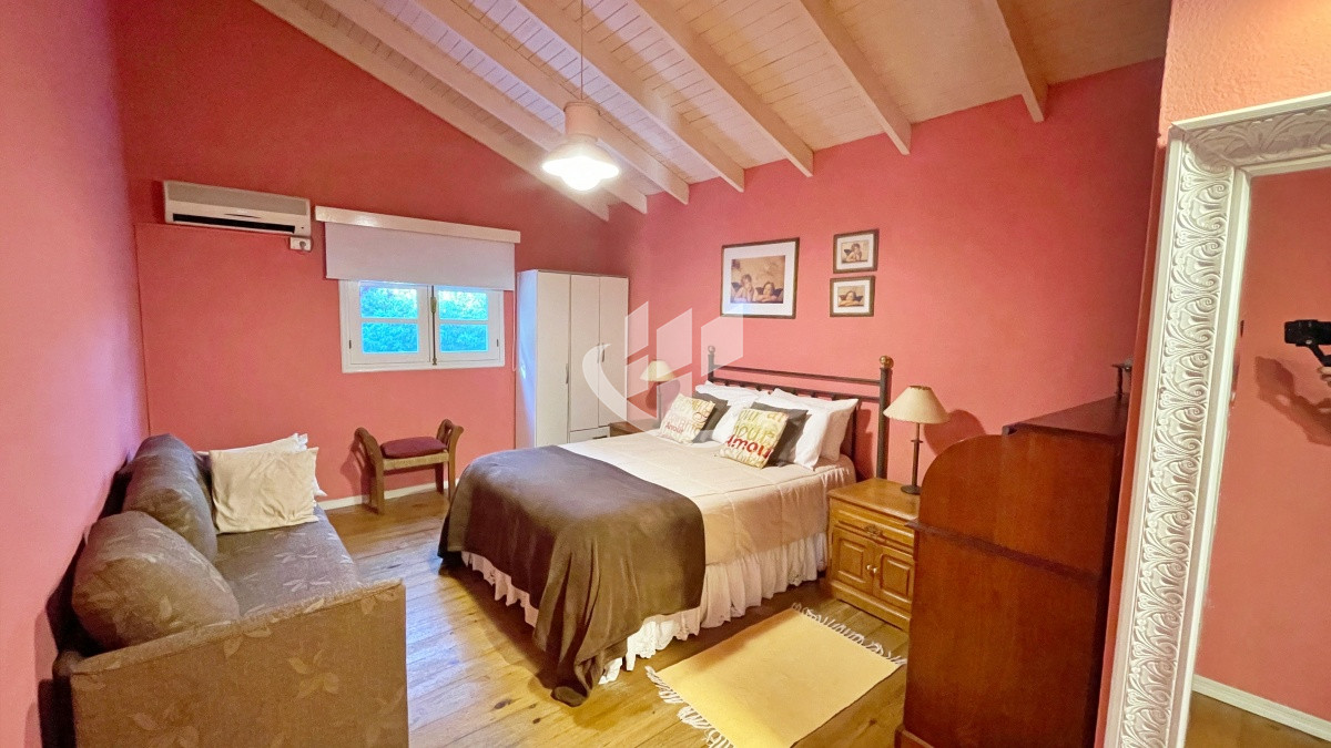 Casa ID.518 - Venta, casa, 2 dormitorios, San Rafael, Punta del Este.