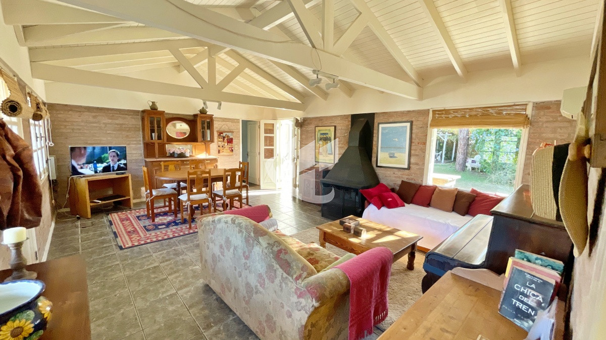 Casa ID.518 - Venta, casa, 2 dormitorios, San Rafael, Punta del Este.