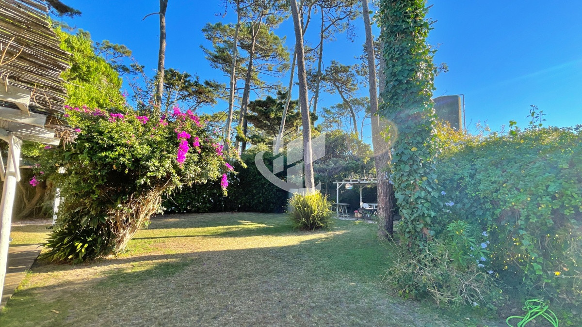 Casa ID.518 - Venta, casa, 2 dormitorios, San Rafael, Punta del Este.