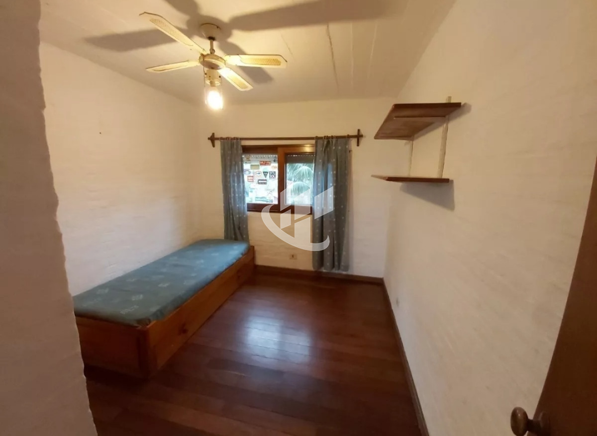 Casa ID.473 - Venta, casa, 5 dormitorios, Pinares, Punta del Este