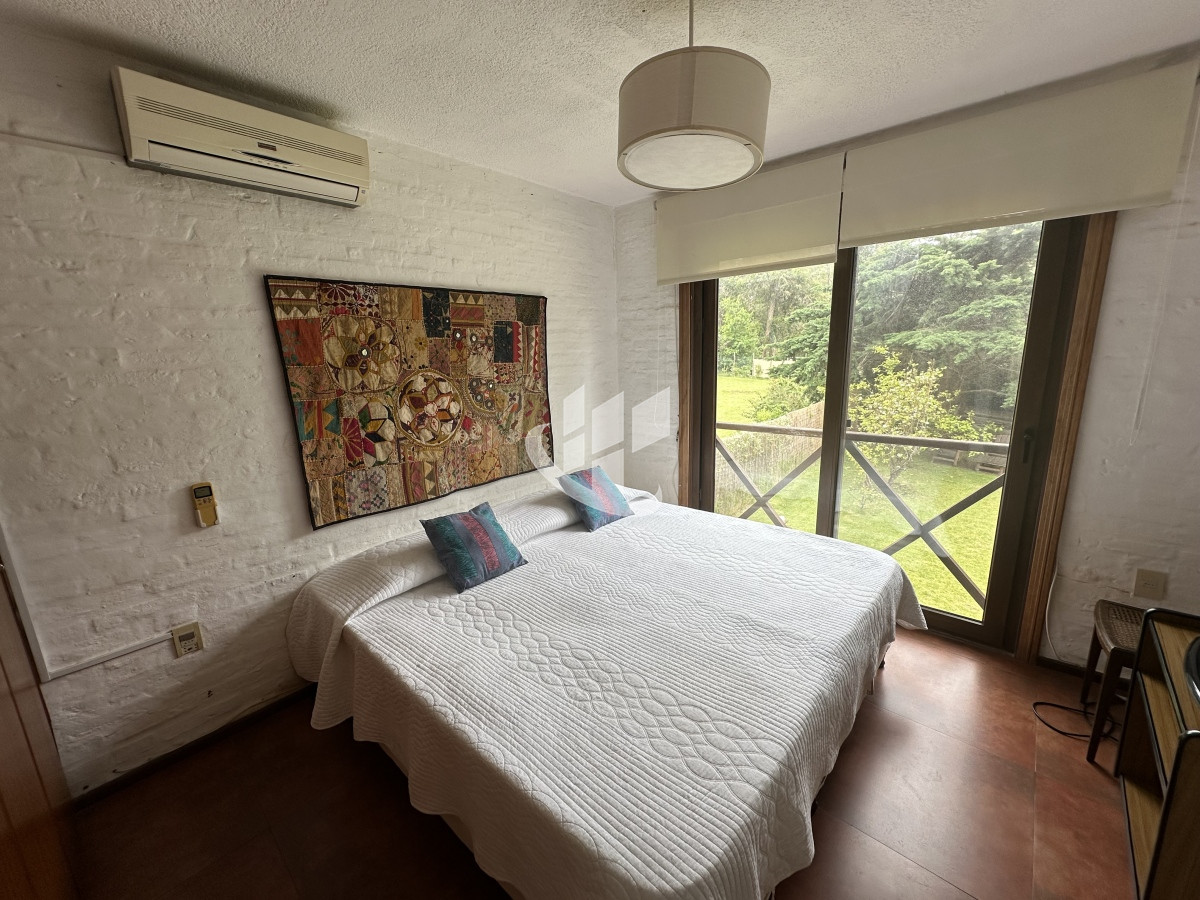 Casa ID.899 - Alquiler de casa de 5 dorm en temporada, con gran piscina y barbacoa 