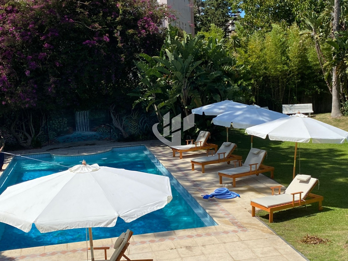 Casa ID.471 - Venta, casa, 5 dormitorios, piscina, Mansa, Punta del Este