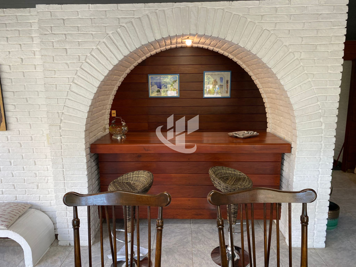 Casa ID.471 - Venta, casa, 5 dormitorios, piscina, Mansa, Punta del Este