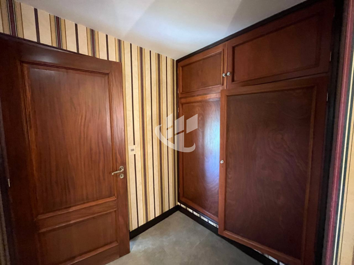 Casa ID.471 - Venta, casa, 5 dormitorios, piscina, Mansa, Punta del Este