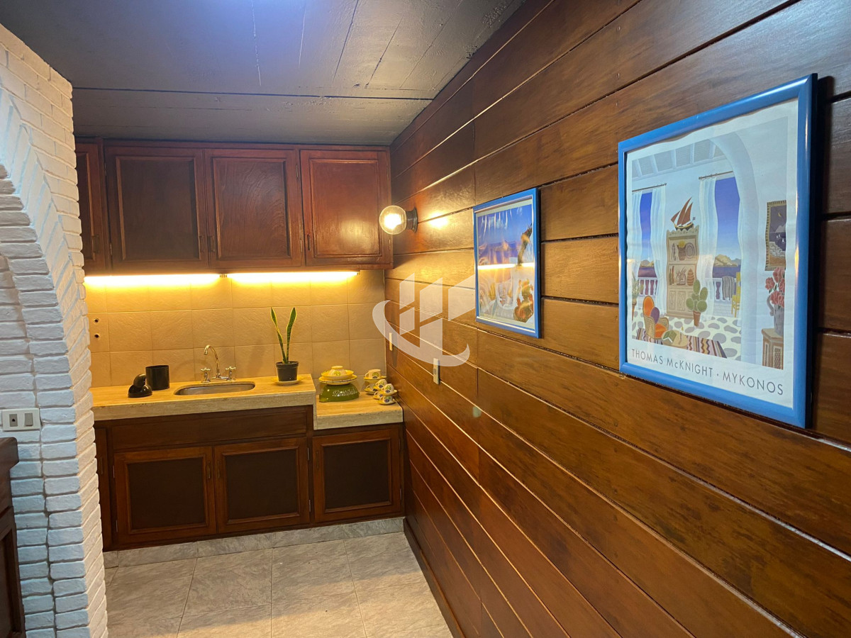 Casa ID.471 - Venta, casa, 5 dormitorios, piscina, Mansa, Punta del Este