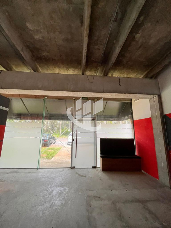 Local Comercial ID.1080 - Excelente local en alquiler anual - Punta Ballena