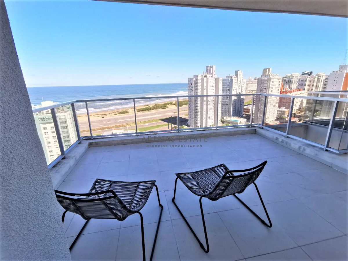Apartamento ID.2289 - Excelente Penthouse en venta- 3 dormitorios en  zona BRAVA, Punta del este