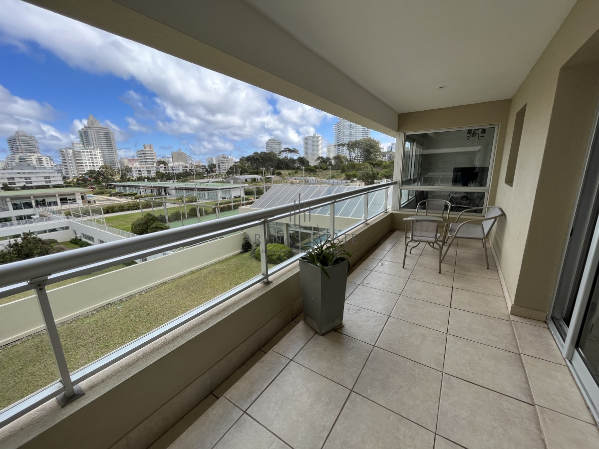 Apartamento ID.2491 - Lujoso apartamento en VENTA, Brava, Punta del Este