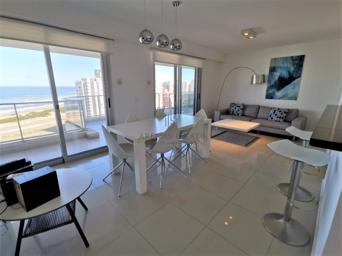 Apartamento ID.2289 - Excelente Penthouse en venta- 3 dormitorios en  zona BRAVA, Punta del este