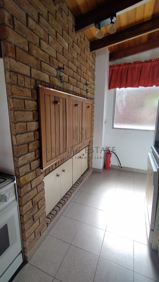 Apartamento ID.2455 - Duplex en venta de 3 dormitorios y gran barbacoa en PENÍNSULA- PUNTA DEL ESTE