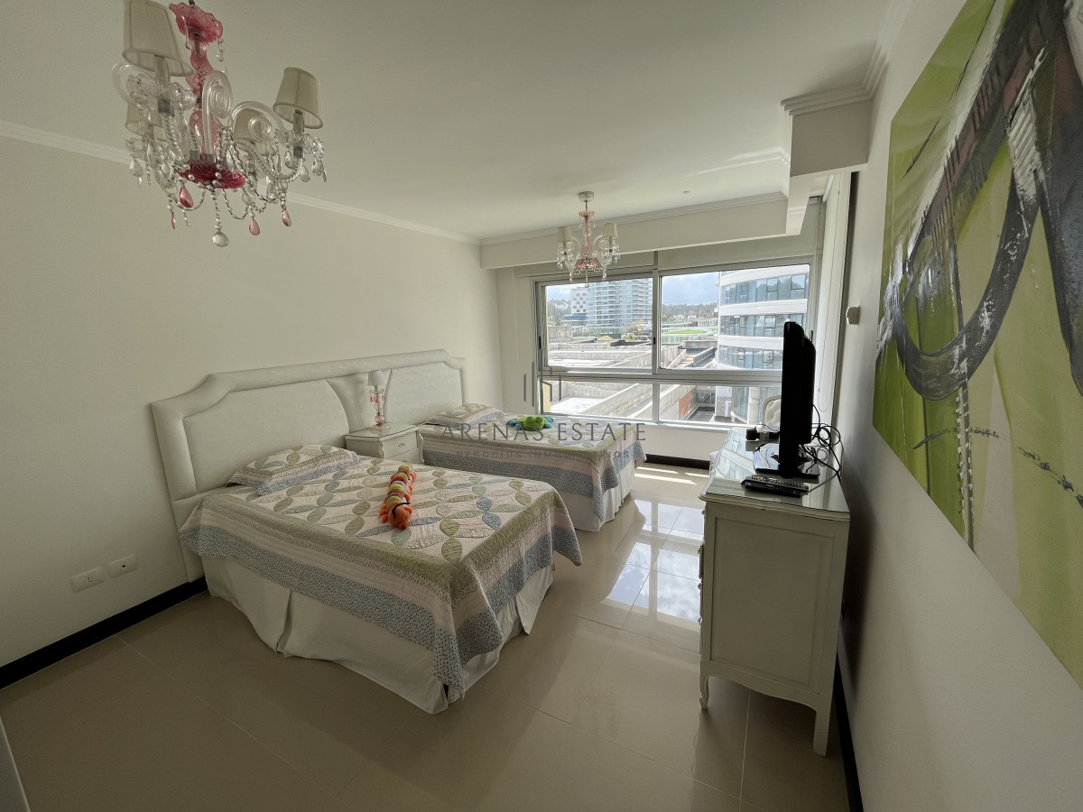 Apartamento ID.2483 - Apartamento en VENTA, Brava, Punta del Este