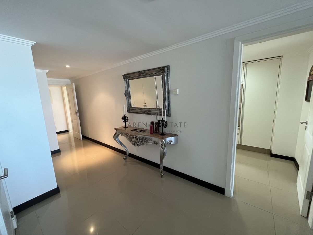 Apartamento ID.2483 - Apartamento en VENTA, Brava, Punta del Este